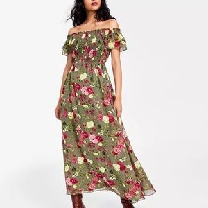 Smocked Off The Shoulder Maxi Dress size M Spring Summer